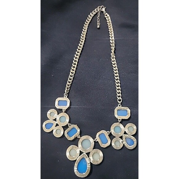 Chunky Statement Fashion Necklace Gold Tone With Blue/Green/White Acrylic Set - Picture 4 of 6